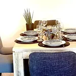 T2 Le Sunscene-parking-clim-terrasses-centre- Capitalchic Services Apartment *