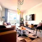 Apartment T2 Le Sunscene-parking-clim-terrasses-centre- Capitalchic Services