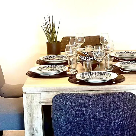 T2 Le Sunscene-parking-clim-terrasses-centre- Capitalchic Services Apartment *