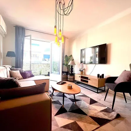 Apartment T2 Le Sunscene-parking-clim-terrasses-centre- Capitalchic Services